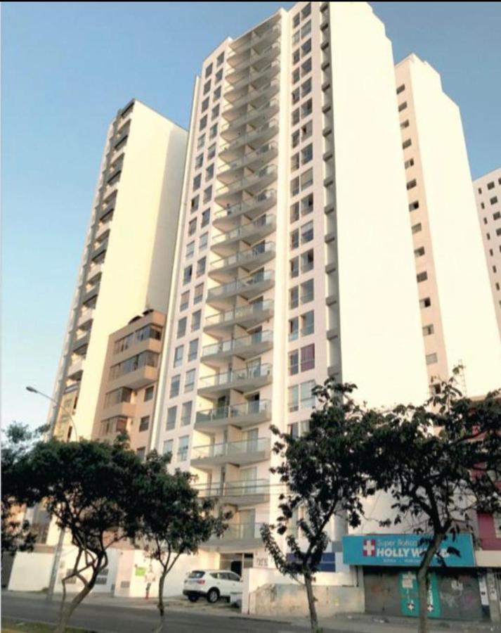 Aurora Apartments- En Departamento Compartido Lima